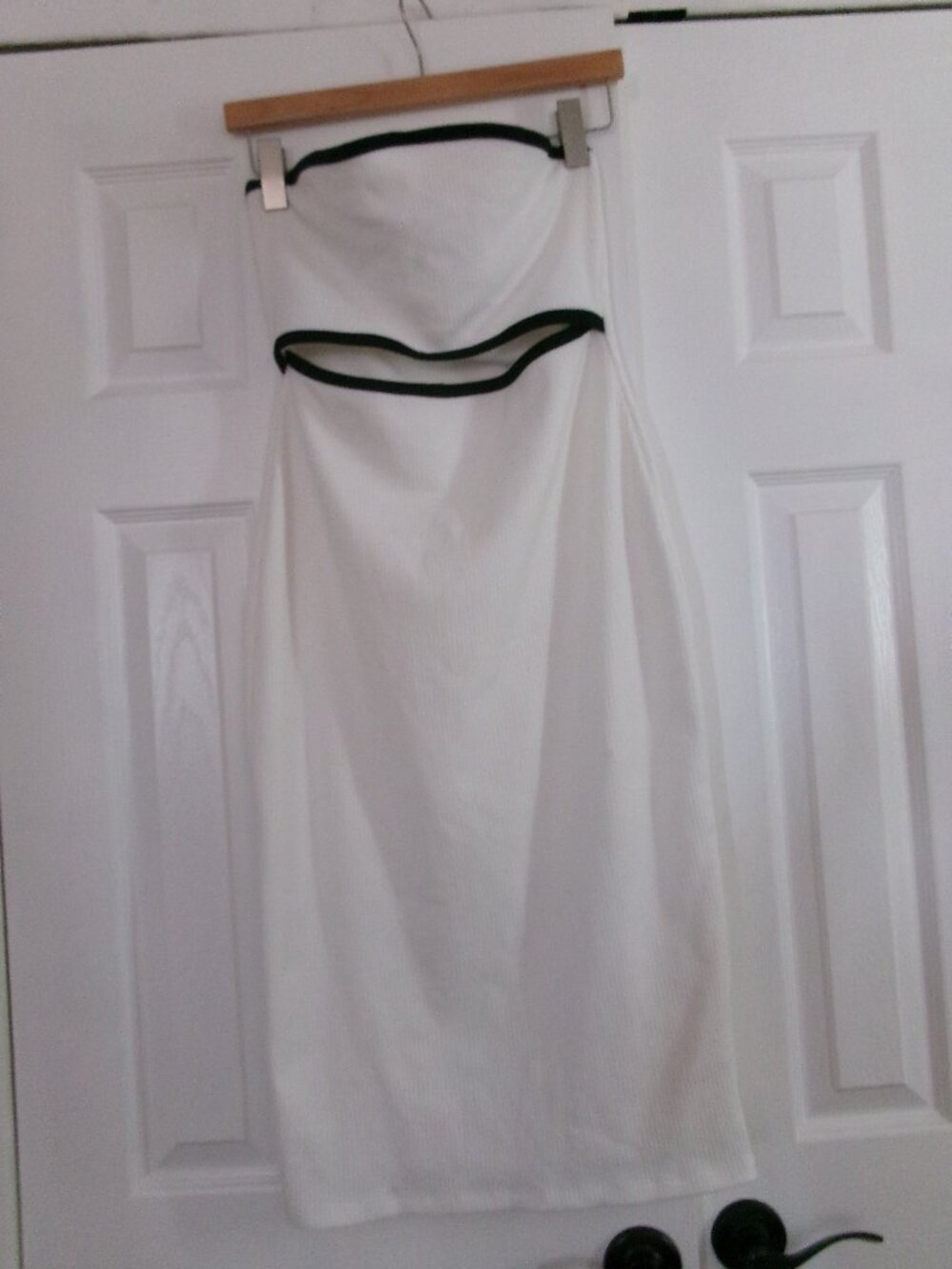 KNIT STRAPLESS DRESS